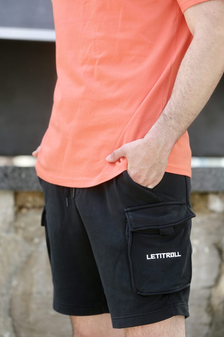 19 shortpants leitroll black 02 min