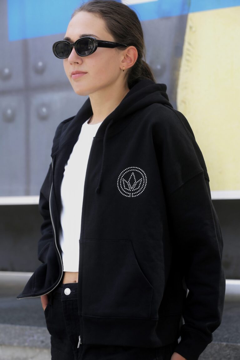 7 diamonds hoodie letitroll blck back 03 min