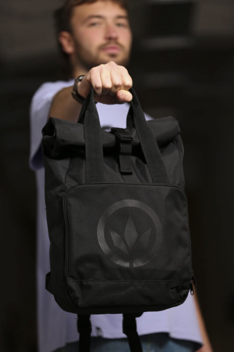 letitroll winter 2026 mercha 32